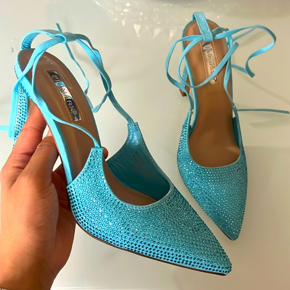 Beautiful and comfortable heels for girls